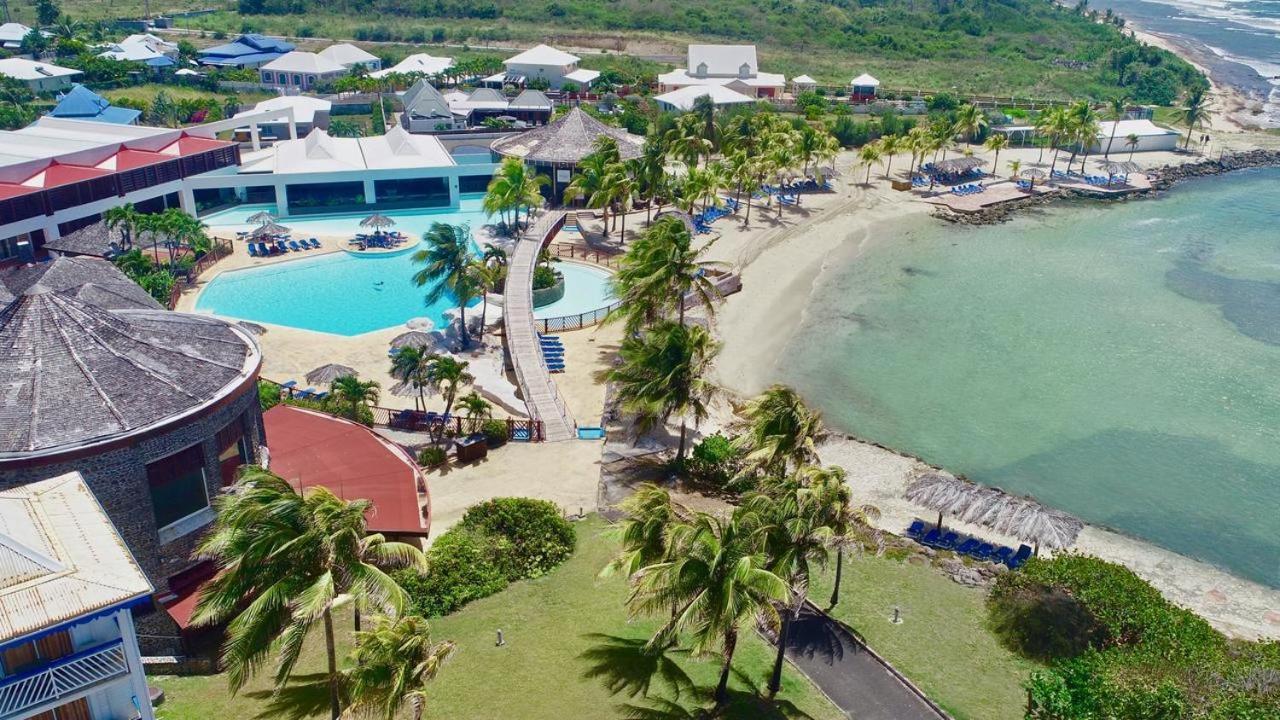 Romantique Et Bel Appartement En Bord De La Mer, Piscine Surveillee Et Belle Plage A 50M Saint-Francois  Kültér fotó